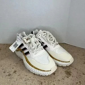 靴 bambi The Adidas x Bambi Sneakers Will Remind You Of Deer Times